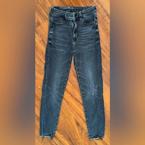 American Eagle Super Stretch Super Hi-Rise Jegging - Picture 3 of 10